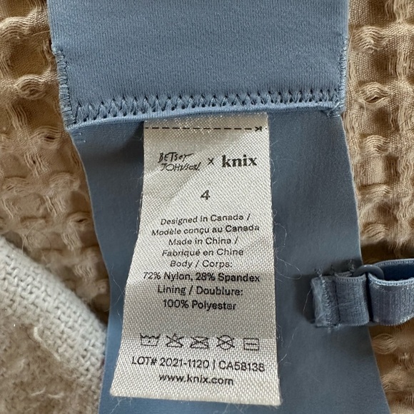 Betsy Johnson X Knix Floral Print Bra - Picture 3 of 4